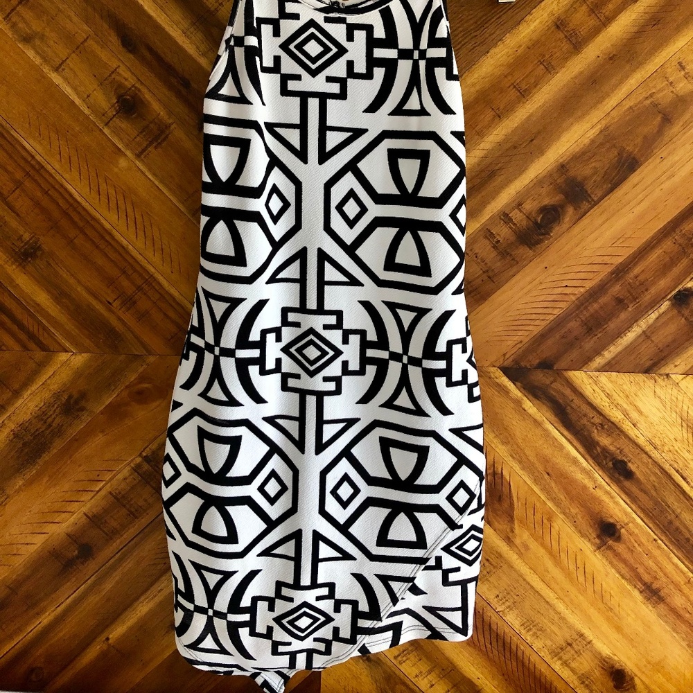 Geometric print dress